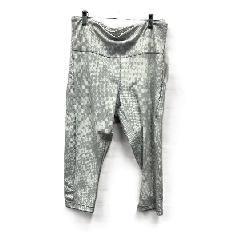 Athletic Capris By Athleta In Grey, Size: 1x