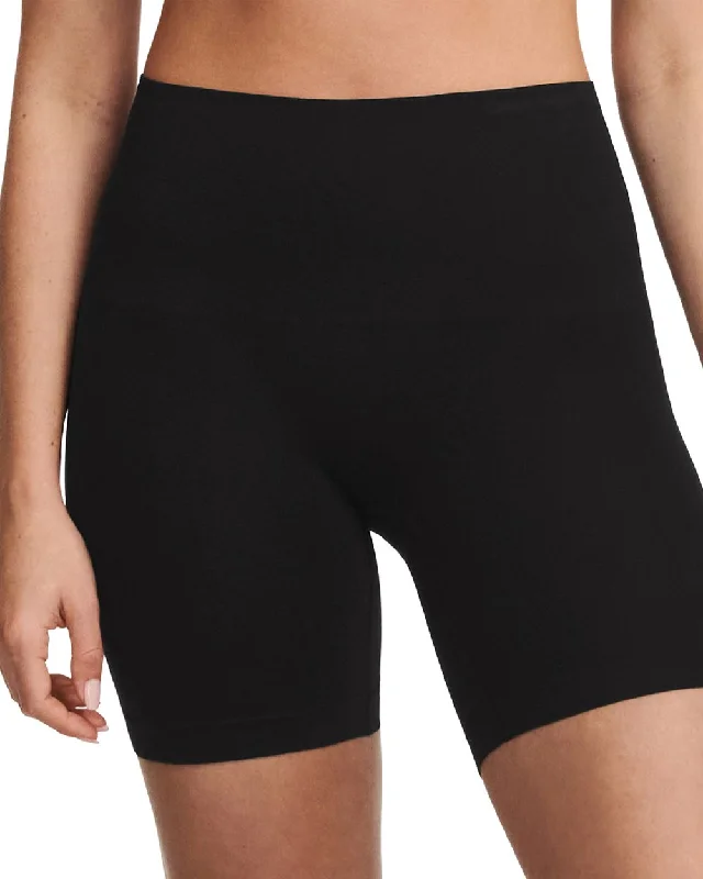 Smooth Comfort Shaping Mid Thigh Short