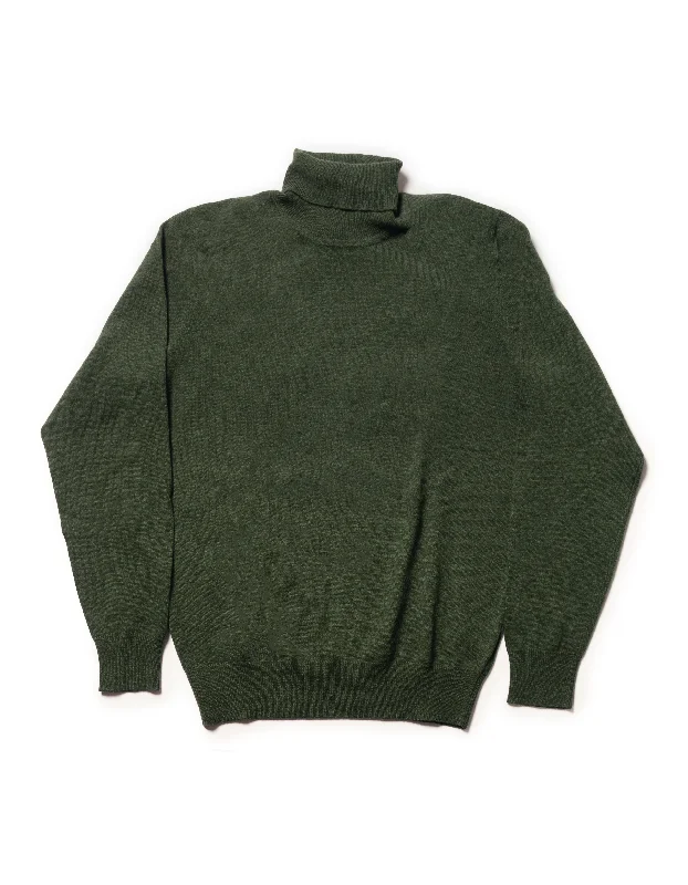 GREEN LAMBSWOOL TURTLE NECK SWEATER